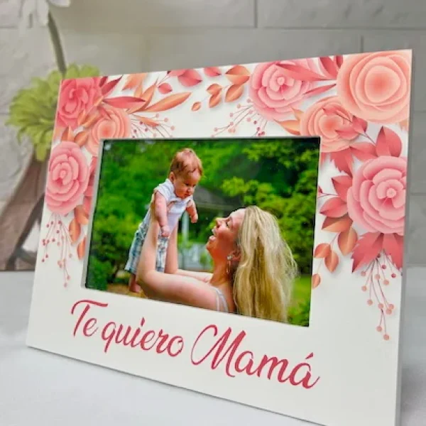 Marco Te quiero Mamá