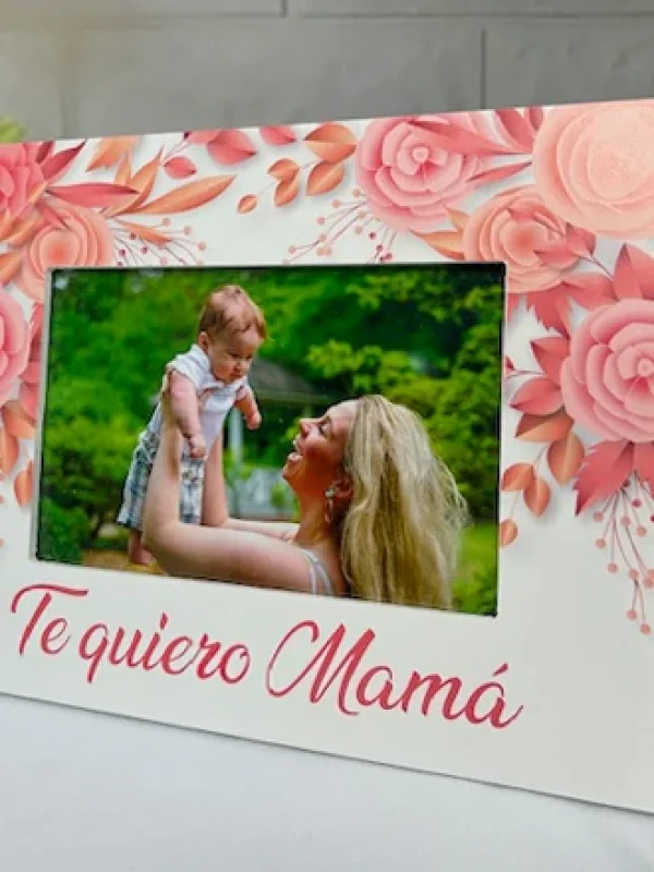 Marco Te quiero Mamá