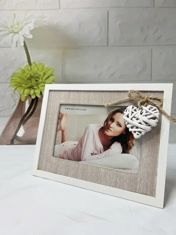 Marco corazón anudado