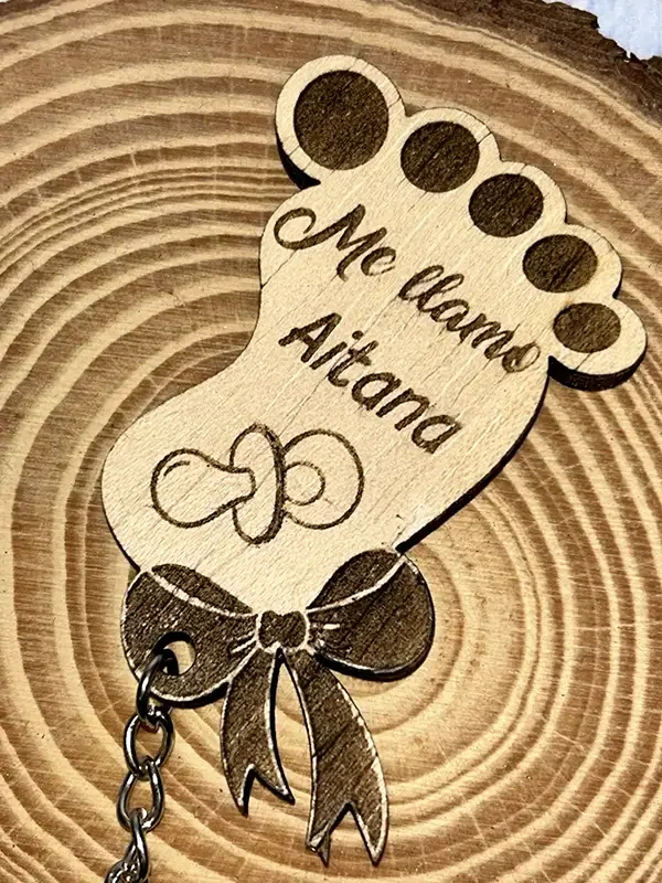 Llavero huellas de niños