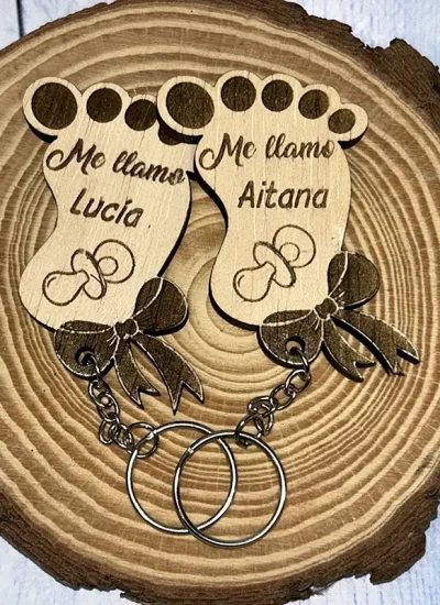 Llavero-pie-3-bautizos-niño-niña-regalo-personalizado-grabado-laser-impressionregalos