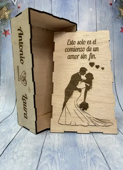 caja-5-madera.doda-copas-grabadas-laser-eventos-impressionregalos