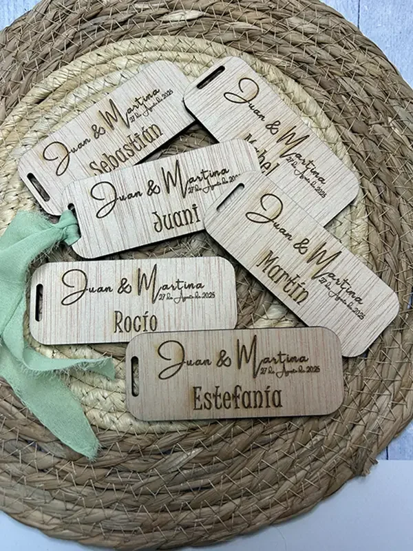 Marcasitios de madera