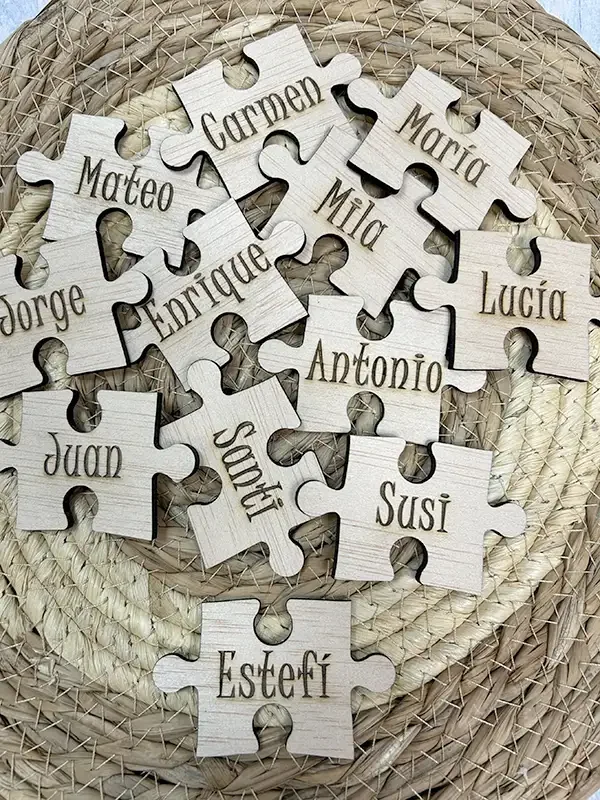 Marcasitios de madera para bodas