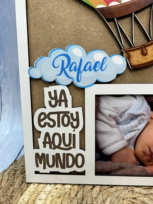 Marco natalicio "Ya estoy aquí mundo"