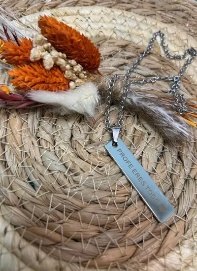 joyeria-placa-grabado-laser-cadena-metal-impressionregalos